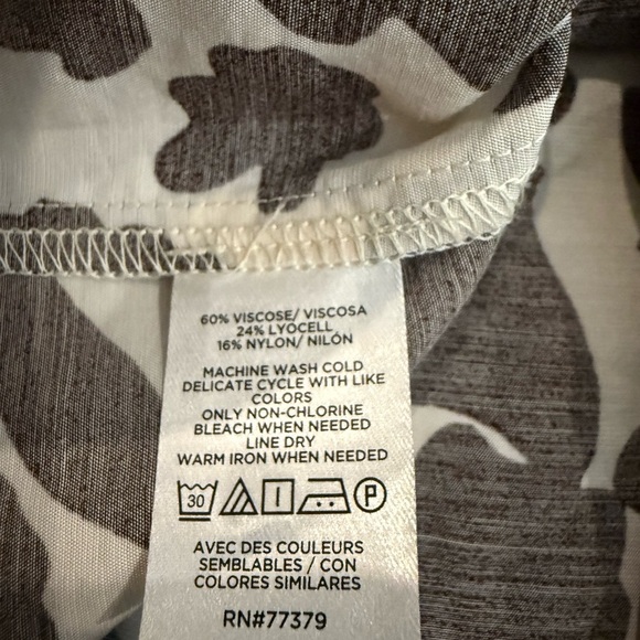 Ann Taylor Brown and Cream Floral Top - Picture 5 of 5